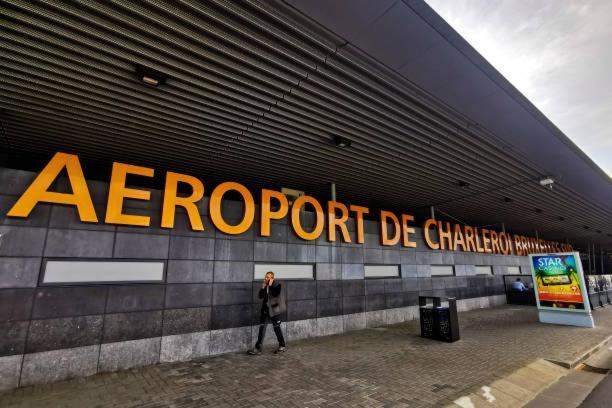 Willa Station 64 B1 Charleroi-Airport Zewnętrze zdjęcie